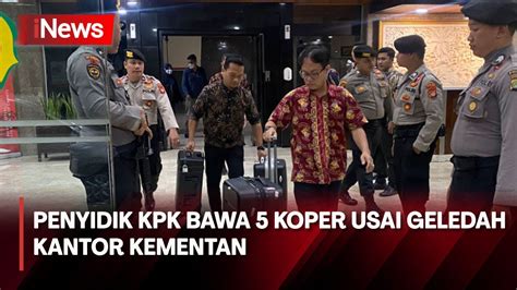 Penyidik Kpk Bawa Koper Usai Geledah Kantor Kementan Youtube