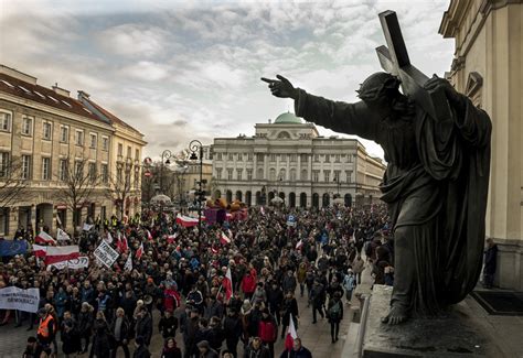 Tysi Cy Ludzi Na Marszu W Obronie Demokracji W Warszawie Zobaczcie