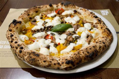 Pizza La Classifica Delle Migliori E Delle Peggiori Pizzerie Di Milano