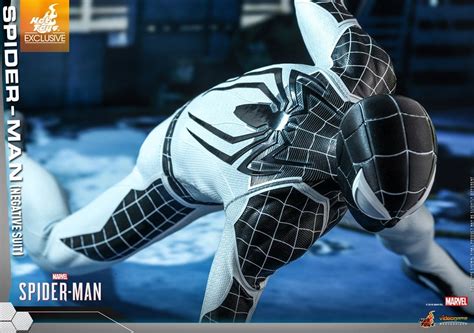 Hot Toys Marvel S Spider Man 1 6 Negative Suit Spider Man Figures