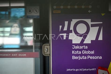 LRT Berlakukan Tarif Khusus Rp1 Peringati HUT Jakarta ANTARA Foto