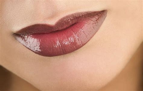 7 Attractive Makeup Tips For Different Lip Shapes