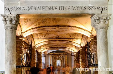 Bones Chapel in Evora, Skull chapel in Sao Francisco Church