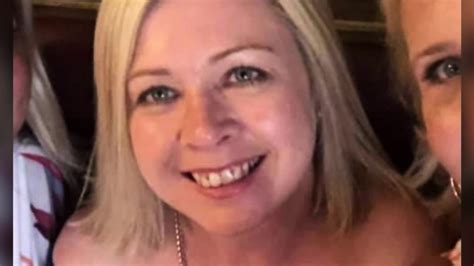 THE WORLDS HOTTEST BLONDE MILF