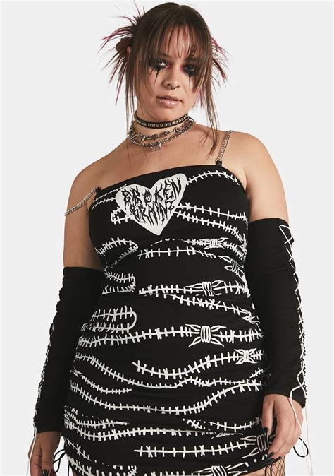 Plus Size Dolls Kill X Broken Brainz Graphic Barbed Wire Square Neck