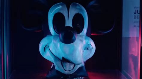 Mickey Mouse devient un tueur en série dans la bande annonce dun film