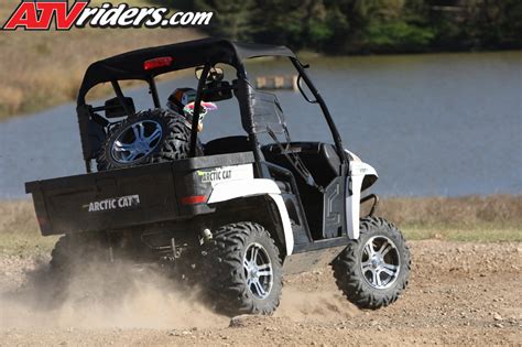 2011 Arctic Cat Prowler Xtz 1000 Sxs Utv Test Ride Review Arctic Cat S Prowler Xtz 1000 Gets