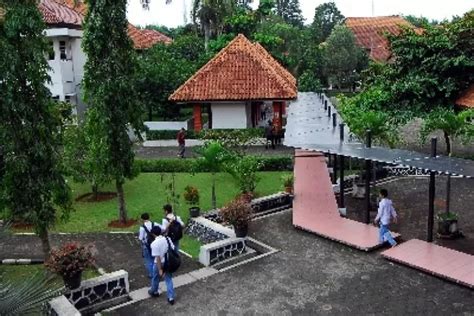 Madrasah Aliyah Ma Terbaik Di Indonesia Masuk Besar Sekolah