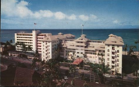 Moana and Surf Rider Hotels Waikiki, HI Postcard