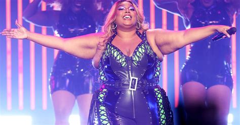 Lizzo Lawsuit Lizzo Sued By Former Dancers For Alleged Body Shaming Sexual Harassment And