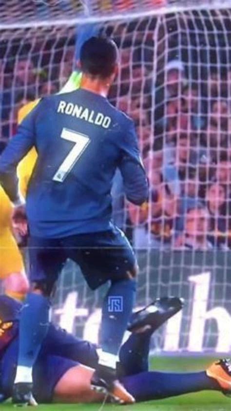 Pin by شمس الغروب on منشورات من خلالك Ronaldo videos Cristiano