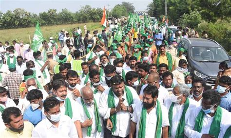 Maha Padayatra By Amaravati Farmers Enters Chittoor District