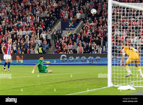 Oslo Norway 9 September 2025 Erling Haaland Of Norway Plays For