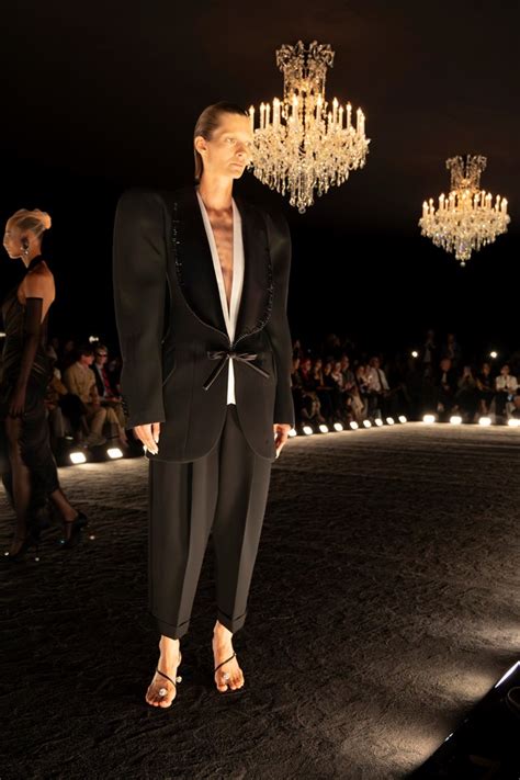 Schiaparelli Autumn Winter Haute Couture Another