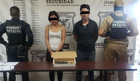 Detiene Enlace Internacional De La Fesc A Dos Personas Con Un Arma De