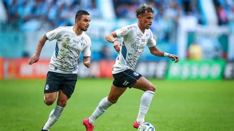 Lateral Do Grêmio Saiu Lesionado Novamente E Passará Por Exames