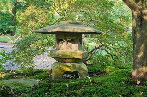 Japanese Garden Lantern | Stock image | Colourbox