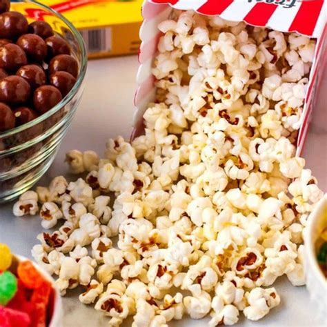 51+ Best Movie Night Snacks at Home (& Easy to Make!)