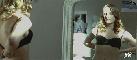 Belén Fabra desnuda en Diary of a Sex Addict