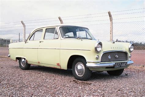 Ford Consul Surrey Street Rodders Wheels Day Davocano