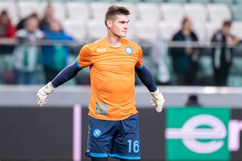 Hubert Idasiak Kt Ry Odszed Z Ssc Napoli Na Testach W Polskim Klubie