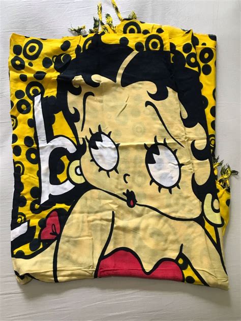 Canga De Praia Betty Boop Moda Praia Feminina Usado Enjoei