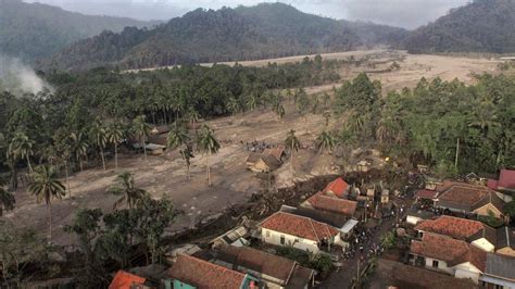 La Erupción Del Volcán Semeru Deja 13 Muertos Y Un Tsunami De Ceniza En Java El Imparcial