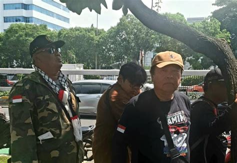 Tolak Pemilu Curang 100 Massa Aksi Diinisiasi Akademisi Agus Surachman