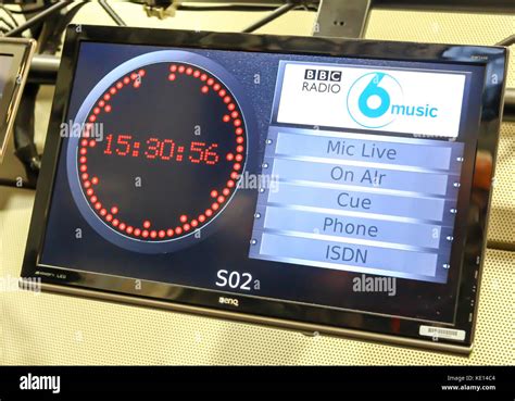 Bbc Radio Studio Hi Res Stock Photography And Images Alamy