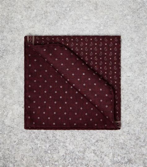 Mens Brunello Cucinelli Red Silk Reversible Polka Dot Pocket Square