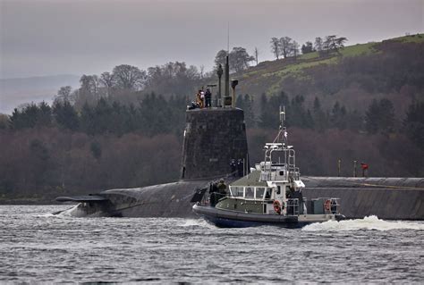 Dougie Coull Photography: Vanguard Class Submarine Departing Faslane ...