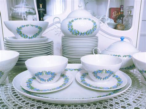 Rosenthal Romanze Set pentru 12 persoane nou.