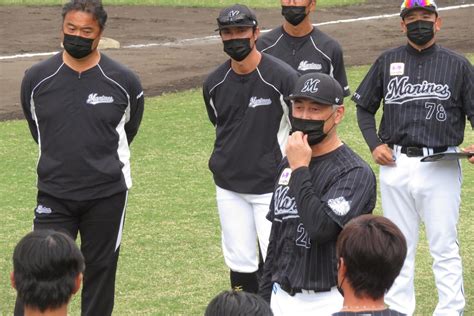 【ロッテ】中村奨吾、田村龍弘らfa権保有者に吉井新監督熟考尊重も「もちろん残ってほしい」 プロ野球写真ニュース 日刊スポーツ