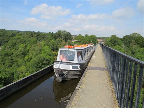 Canal Boat Holidays In England And Wales Narrowboat Hire Anglo Welsh Ltd