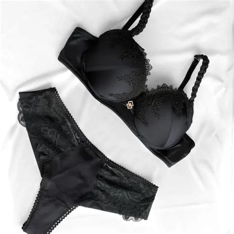 Conjunto Lingerie Duzani Preto Preto M Parcelamento Sem Juros