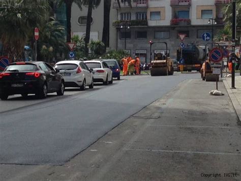 Savona Proseguono I Lavori Di Asfaltatura Per L Arrivo Del Giro