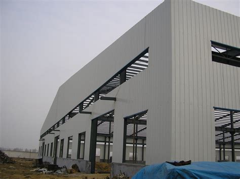 Prefabricated Light Weight Steel Structure Building Hangar Workshop