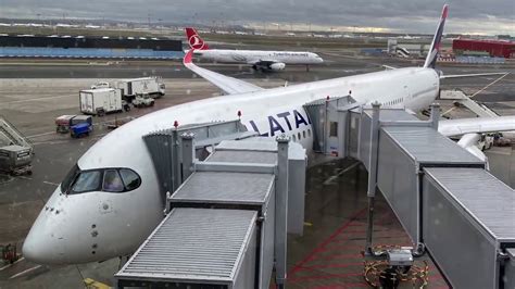 Latam A350 Business Class Classe Executiva Gru Fra Youtube