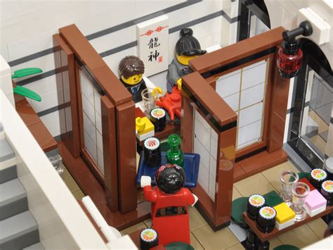 LEGO® MOC: Modular Sushi Bar