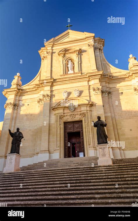 Citadelle De Victoria (Victoria Citadel Cathedral), Victora, Gozo ...