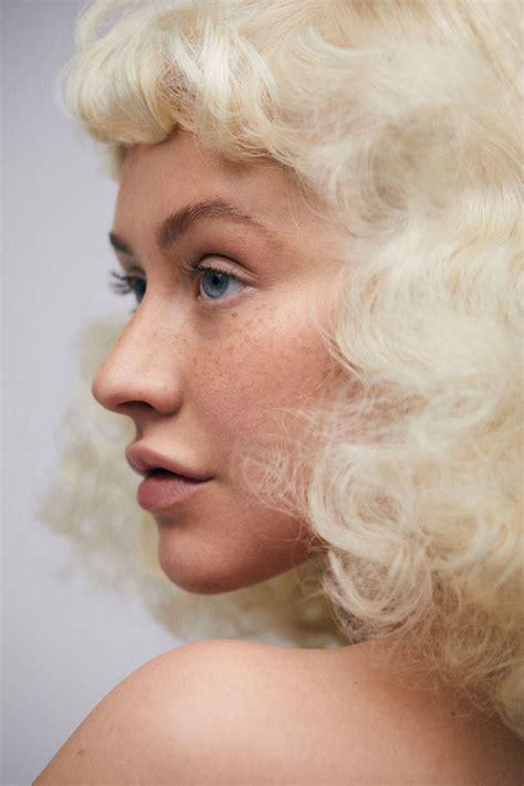 CHRISTINA AGUILERA'S NO-MAKEUP MAKEUP TRANSFORMATION - Beautygeeks