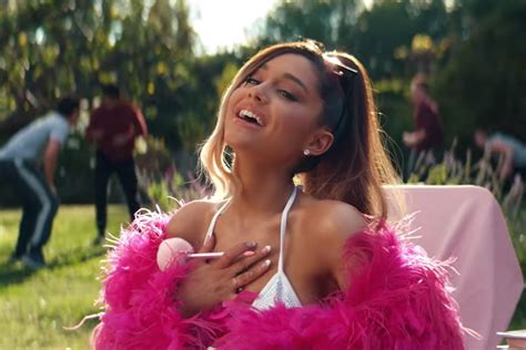 Ariana Grande Divulga Capa E Data De Lan Amento Do Lbum Thank U Next