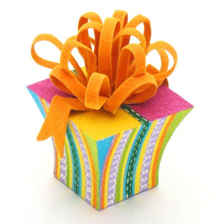 Brighten the Birthday With Colorful Designer Present Decorations | Gifts