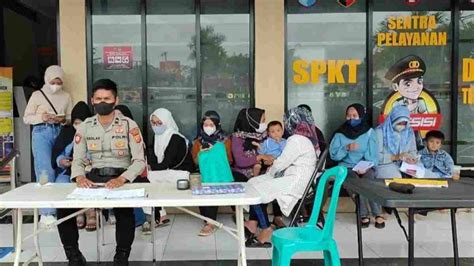 Korban Penipuan Arisan Bodong Di Tasikmalaya Geruduk Rumah Pelaku