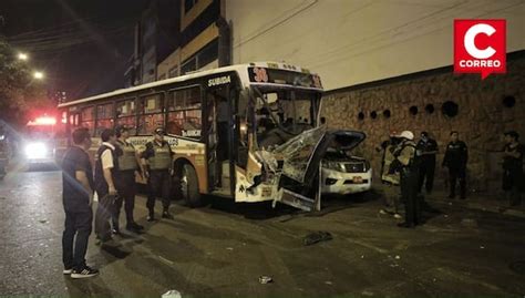 Lince colisión entre dos autobuses de transporte público deja al menos