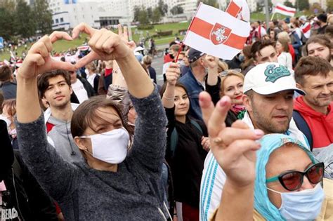 Bielorrusia Cientos de detenidos en Minsk en una nueva manifestación