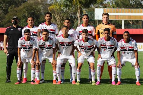 Sub 17 aplica a maior goleada da história do clube em Cotia SPFC