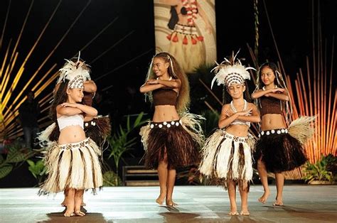 Tahiti Tourisme Official Web Site Tahitian Costumes Polynesian