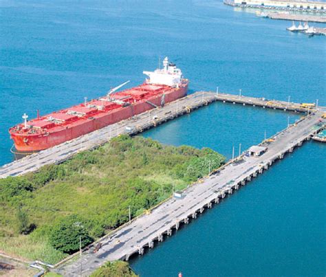 Puertos panameños ejes de la logística mundial Panamá América