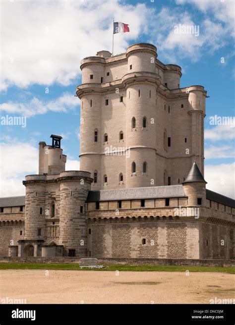 Paris Chateau De Vincennes Donjon Stock Photo Alamy